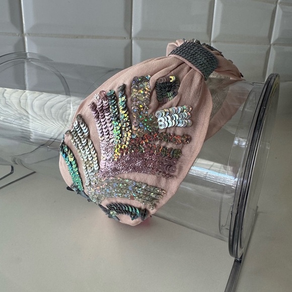 Namjosh Elegant Sequin Embellished Blush Headband - Picture 8 of 8